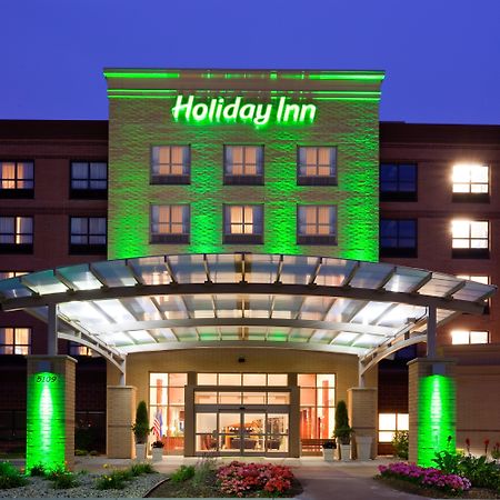 Holiday Inn Madison At The American Center By Ihg Exterior foto